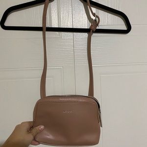 Brand new Matt and Nat belt bag